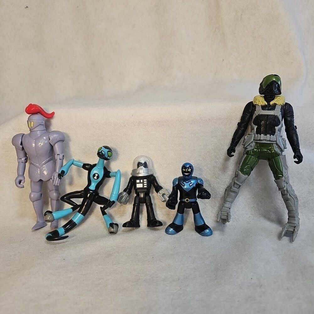 action figures mixed toy lot ! FREE SHIPPING !